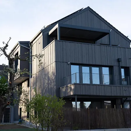 Appartement Gaestewohnung In Massivholzhaus