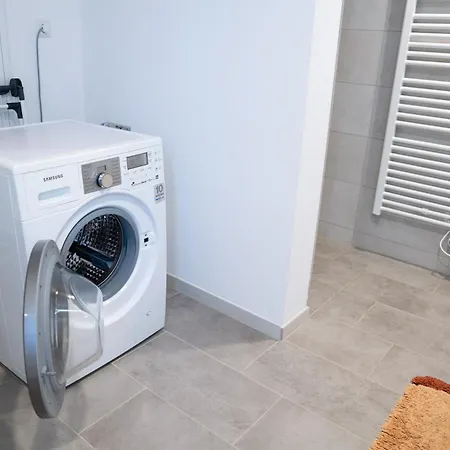 Gaestewohnung In Massivholzhaus Appartement